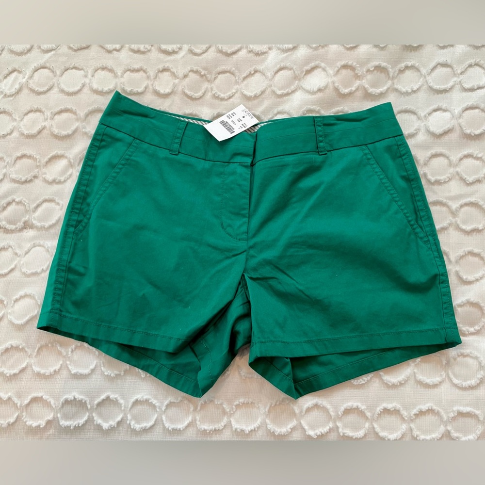 NWT J.Crew Women’s Broken-In 4” Chino Shorts, Green, Size 2
